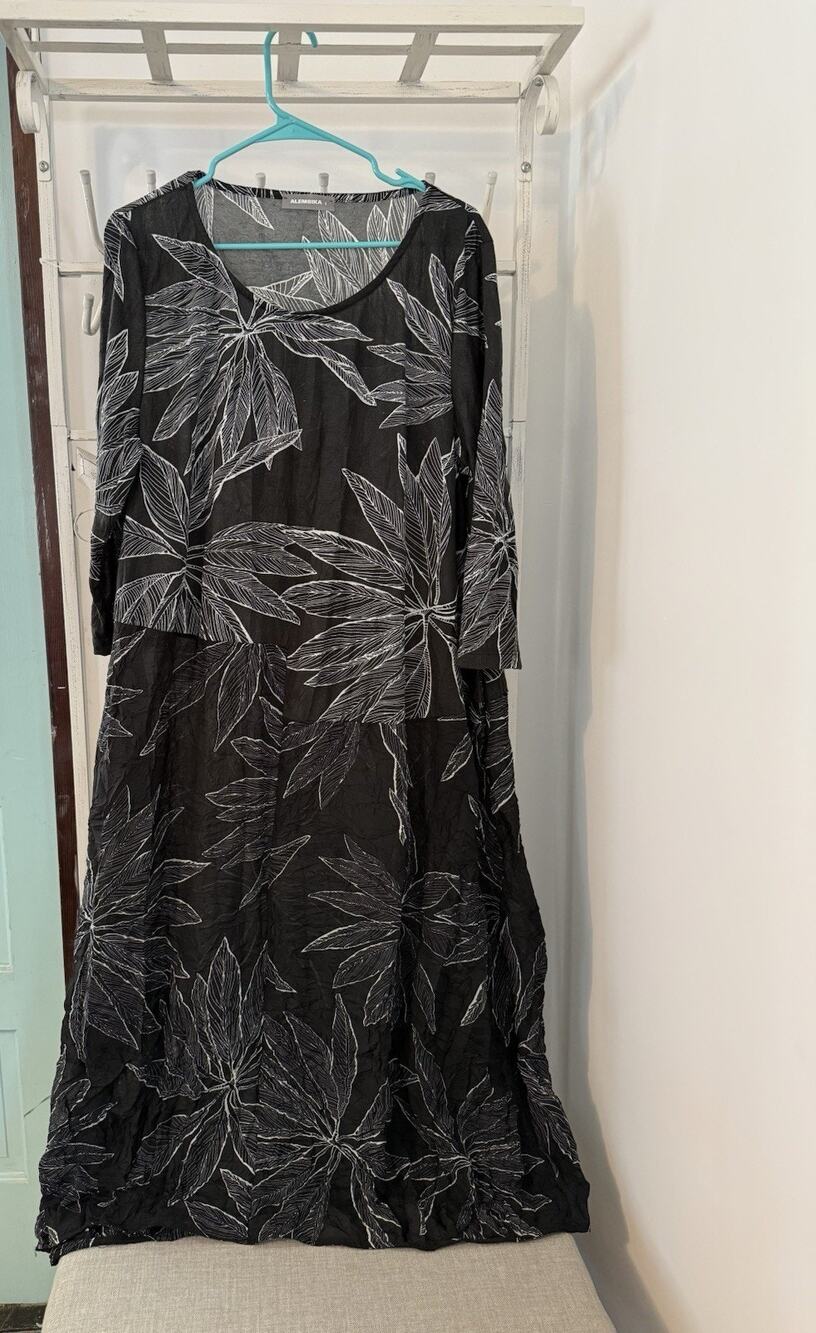 Alembika old money THE EVERYTHING DRESS, LEAVES sz 6 ( md/lg)